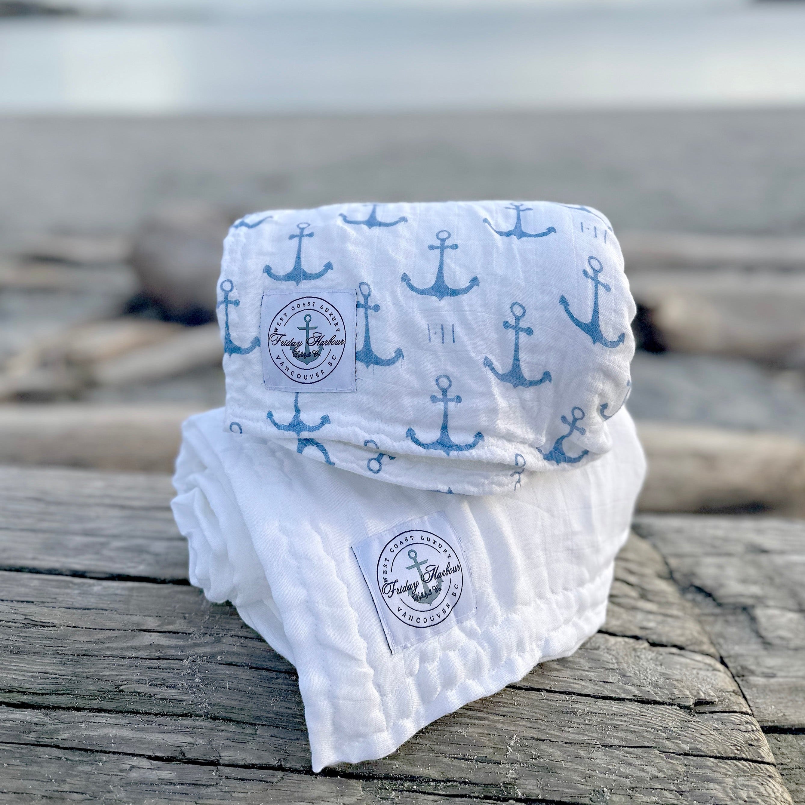 The Kids Cloud Towel - Anchors - Friday Harbour Lifestyle Company