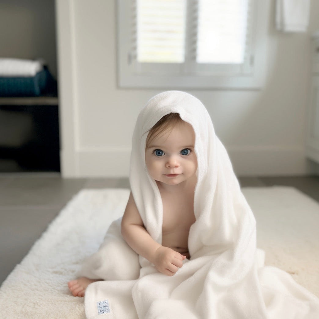 The Kids Cloud Towel - Cloud White - Friday Harbour Lifestyle Company
