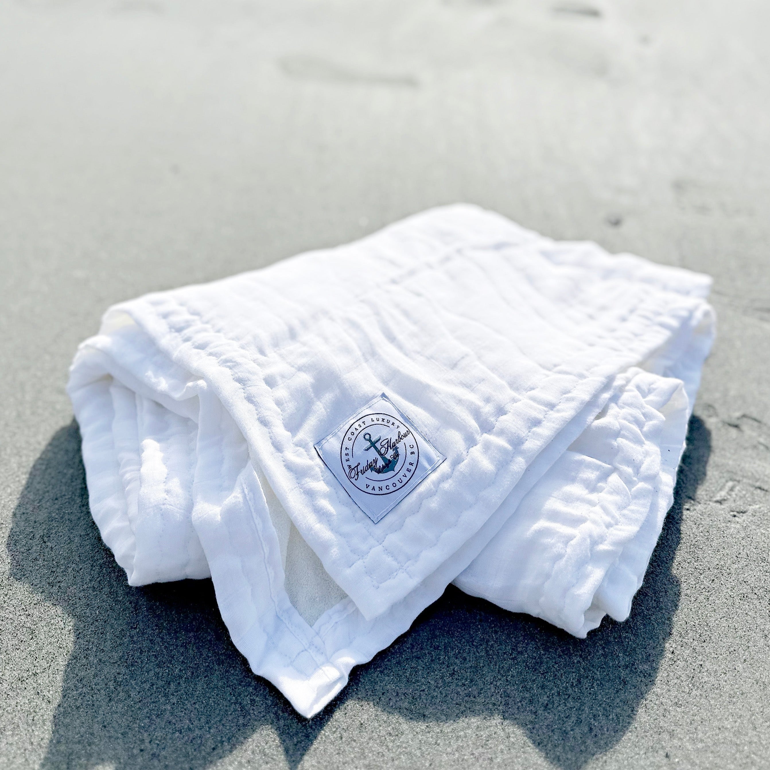 The Kids Cloud Towel - Cloud White - Friday Harbour Lifestyle Company 